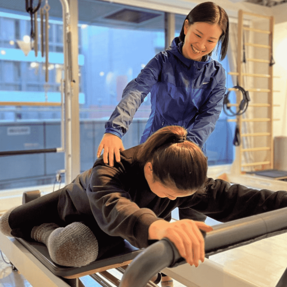 ピラティス指導風景